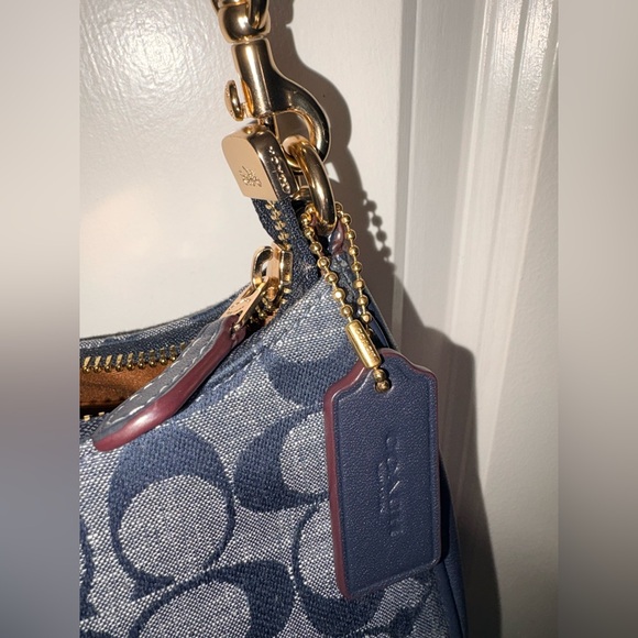 ✨ Coach Teri Shoulder Bag in Signature Denim ✨ CH139 - Picture 13 of 16